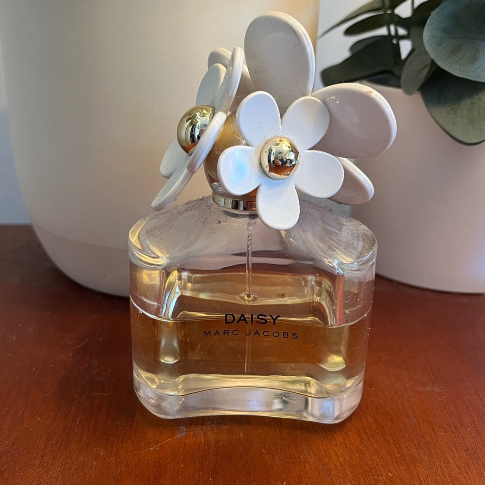 Marc Jacobs Daisy Perfume